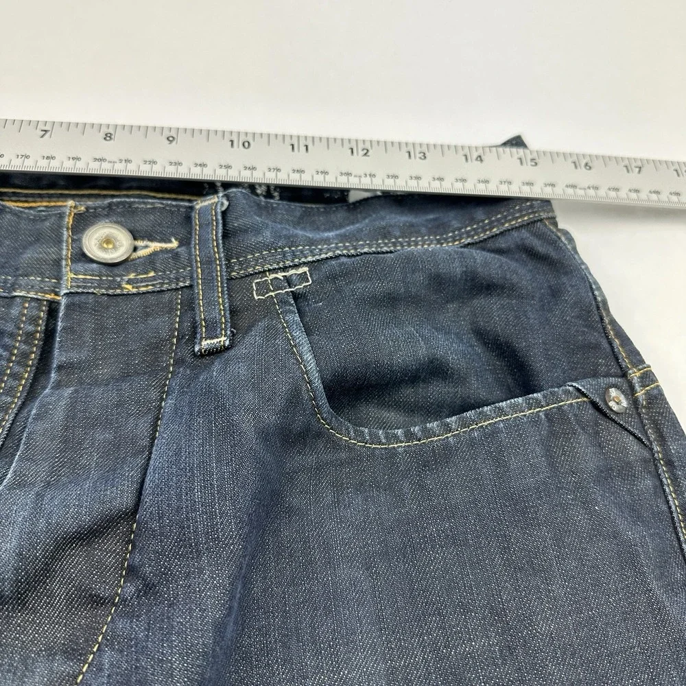 G-Star brand star